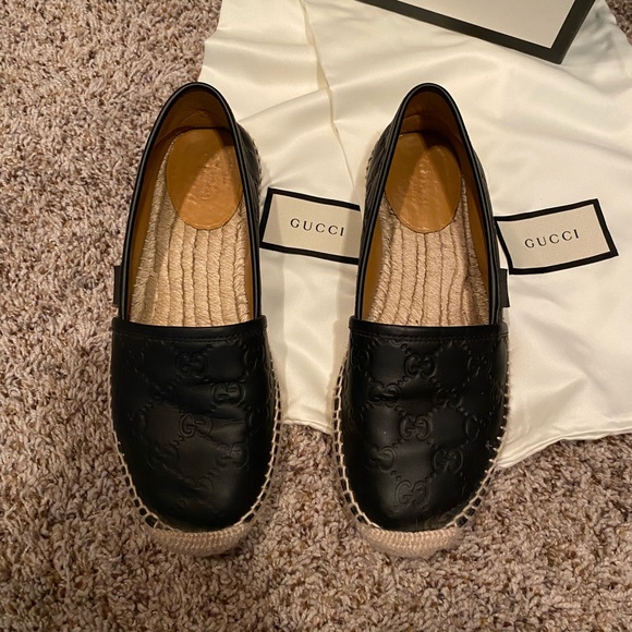 Like new, Black Leather authentic GUCCI espadrille - Picture 2 of 7